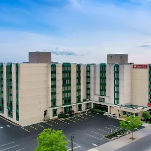 Ramada By Wyndham Near The Falls Hotel Niagara Falls