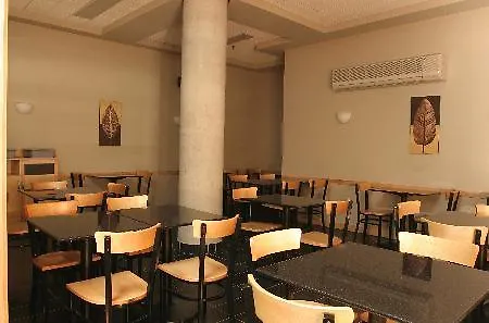 Hotel Le Dauphin Montréal Centre-Ville