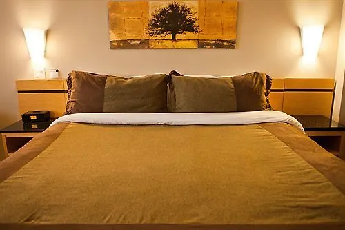 *** Hotel Le Dauphin Montréal Centre-Ville Canadá