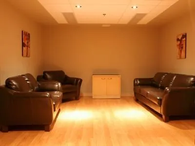 Hotel Le Dauphin Montreal Centre-Ville