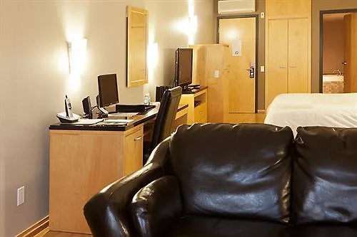 Le Dauphin Montreal Centre-Ville Hotel